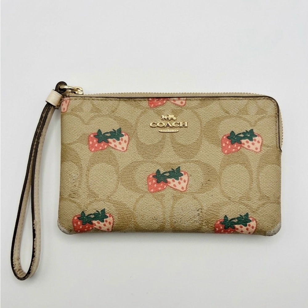 Coach Strawberry Print Signature Canvas Corner Zip Wristlet CB592